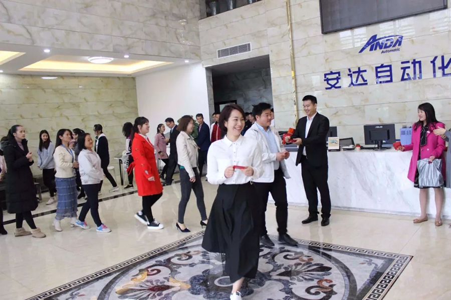 2019 | 安達自動化恭祝您“豬”事順利，開年大吉！