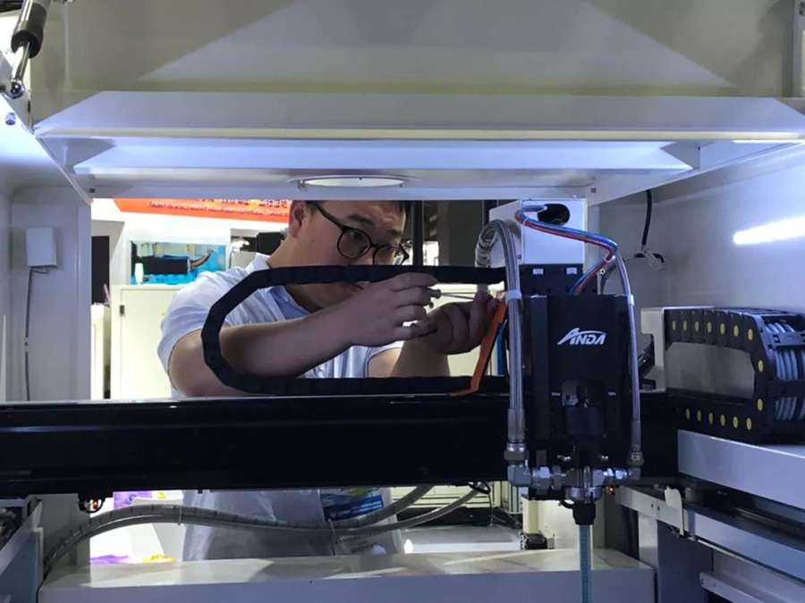 安達(dá)堅(jiān)持自主創(chuàng)新，多部設(shè)備首次公開亮相 | 電子制造自動化展報道